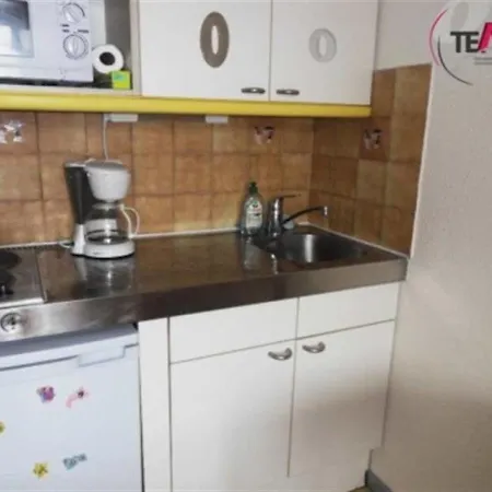 Appartamento Studio 3 Personnes Studio Cabine Dans Avec Piscine. Sète