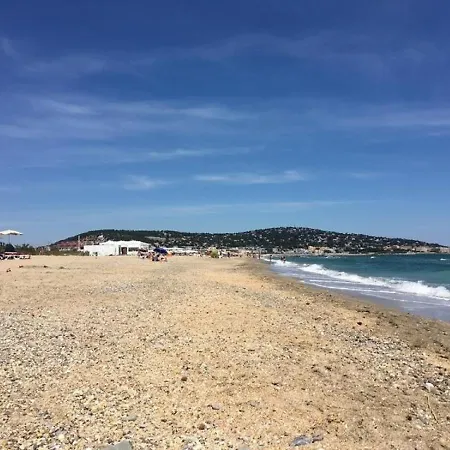 Appartamento Studio 3 Personnes Studio Cabine Dans Avec Piscine. Sète
